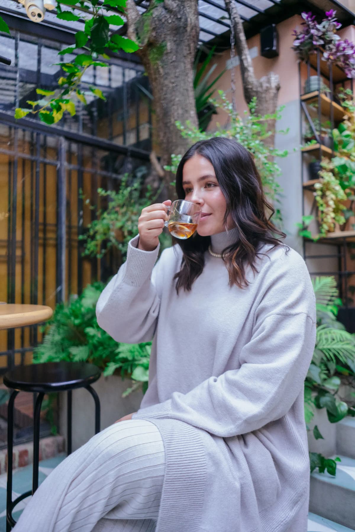 Angélica acompañando emocionalmente